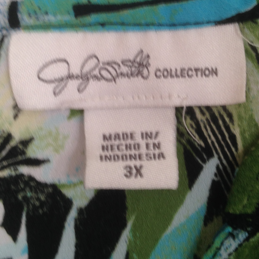 Women's Jaclyn Smith Short Sleeve Top - Picture 3 of 3